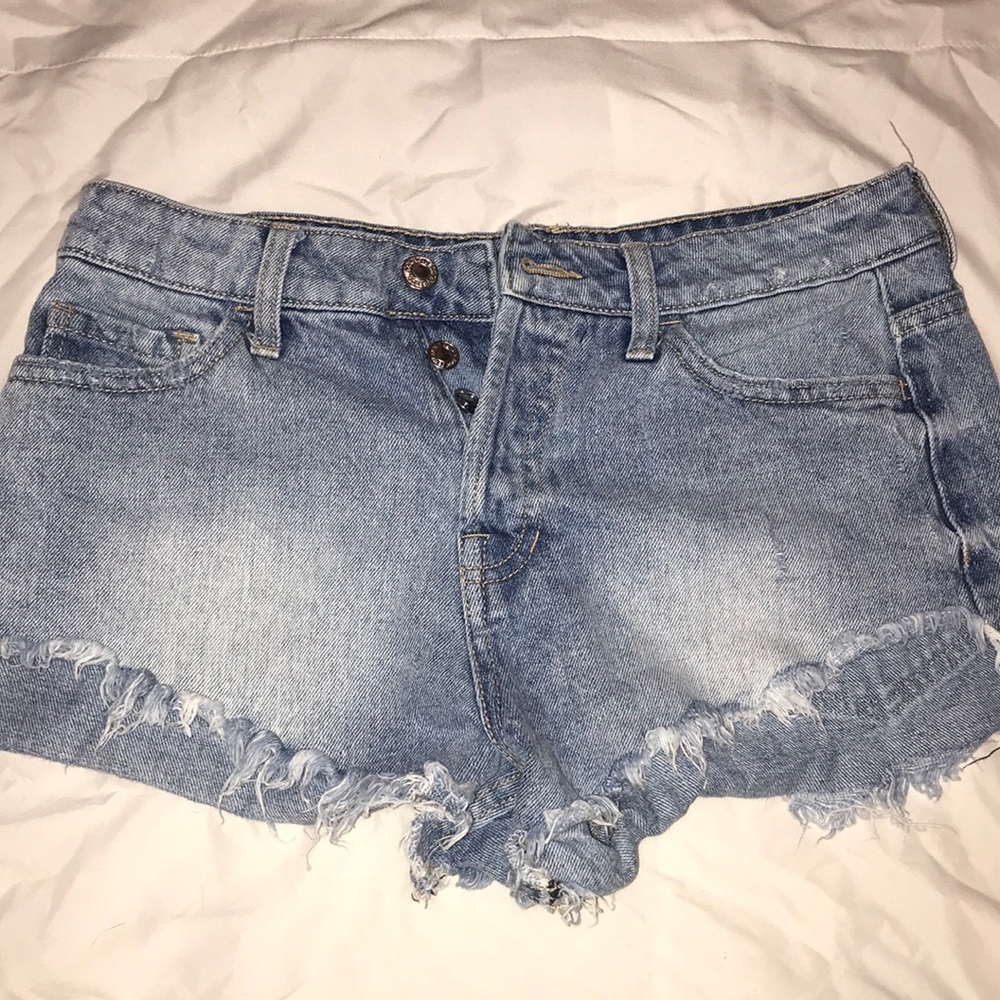 VERVET JEAN SHORTS